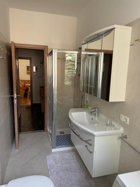 Guesthouse48 Bolzano Bagian luar foto